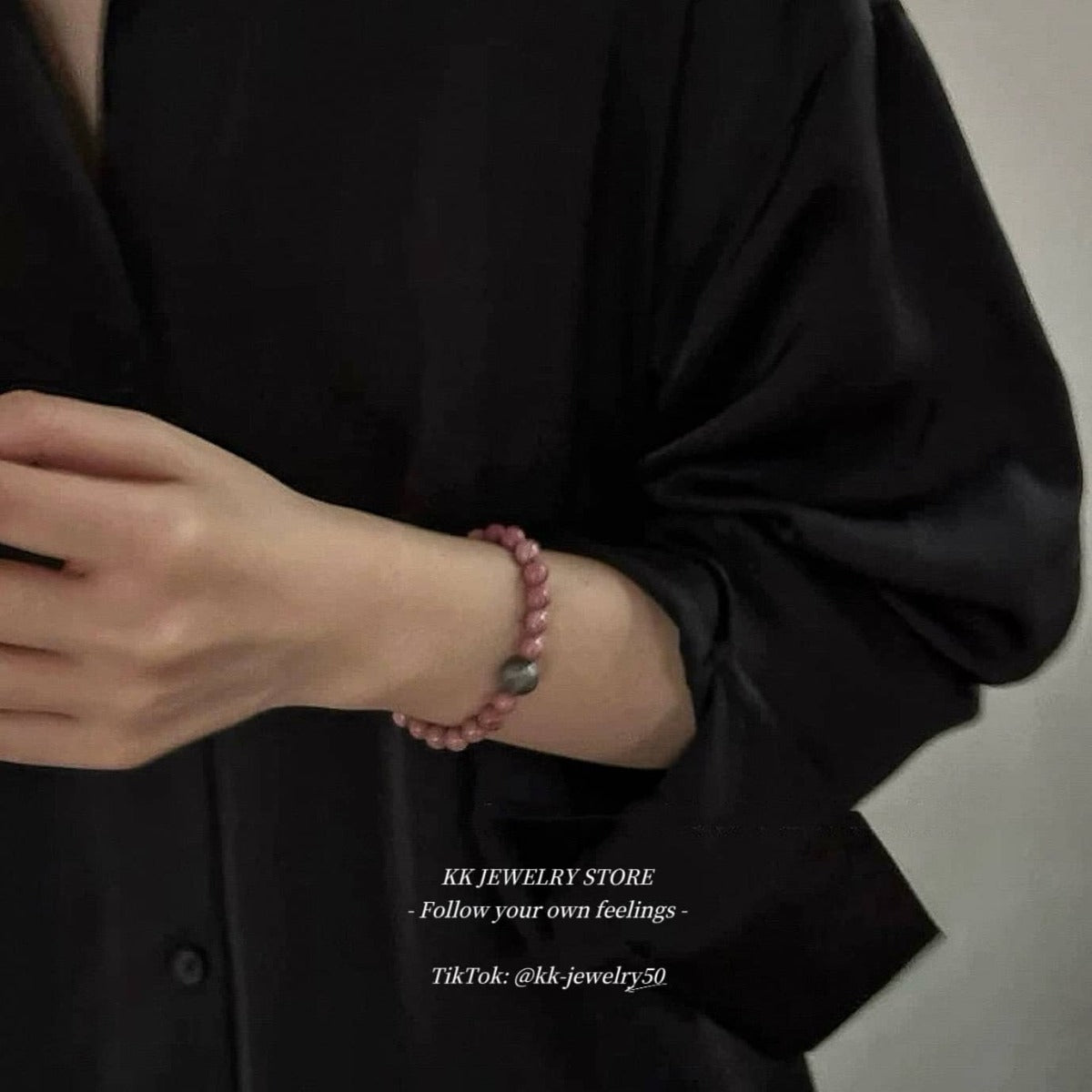 Gray pink natural rosestone map stone bracelet.