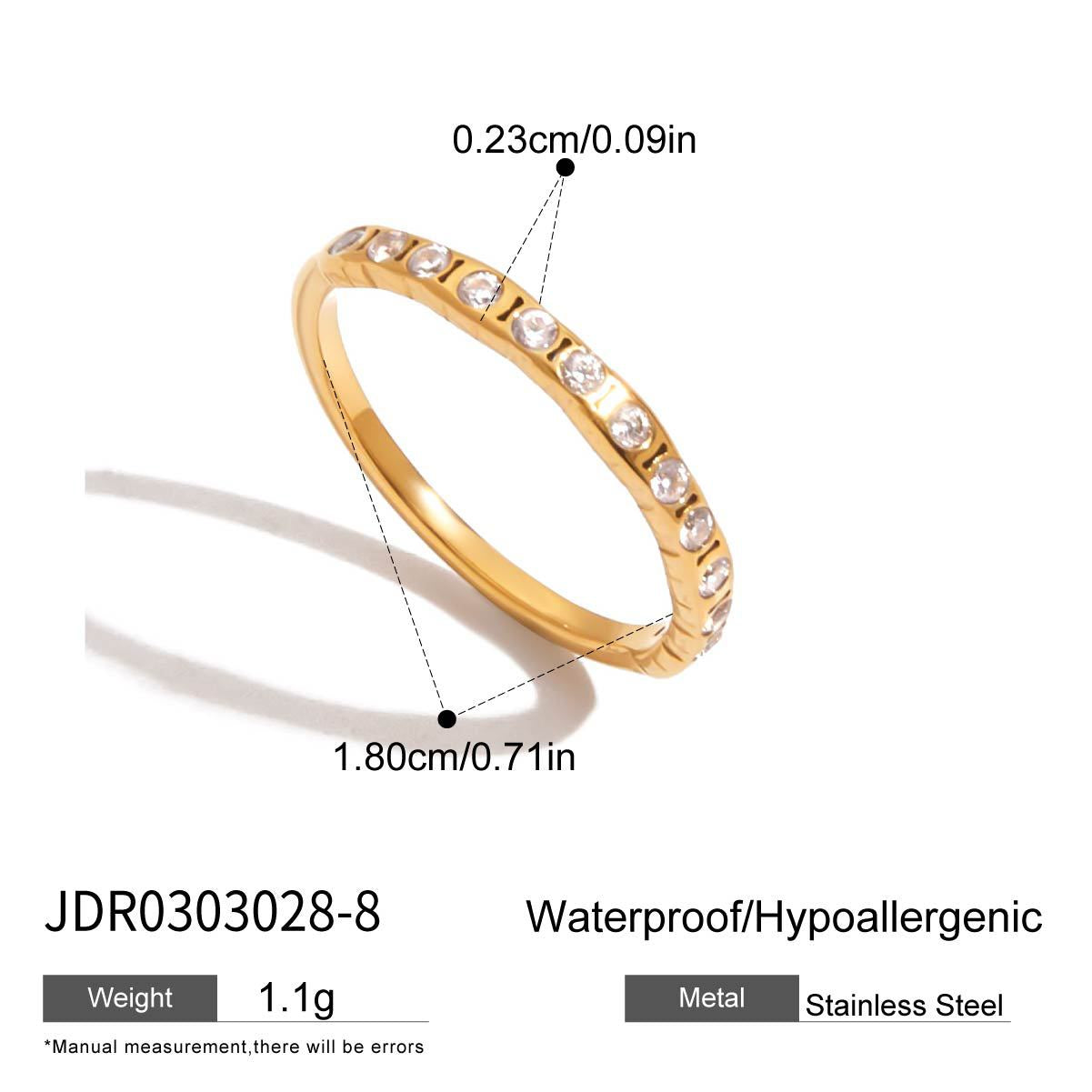 Titanium steel zircon ring does not fade