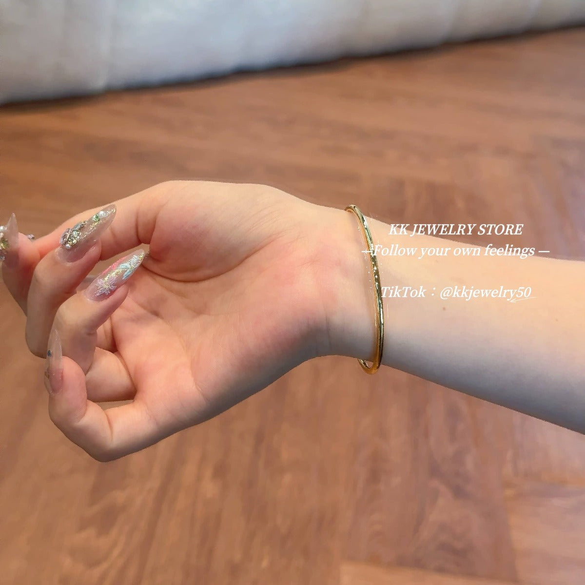 Geometric design bracelet