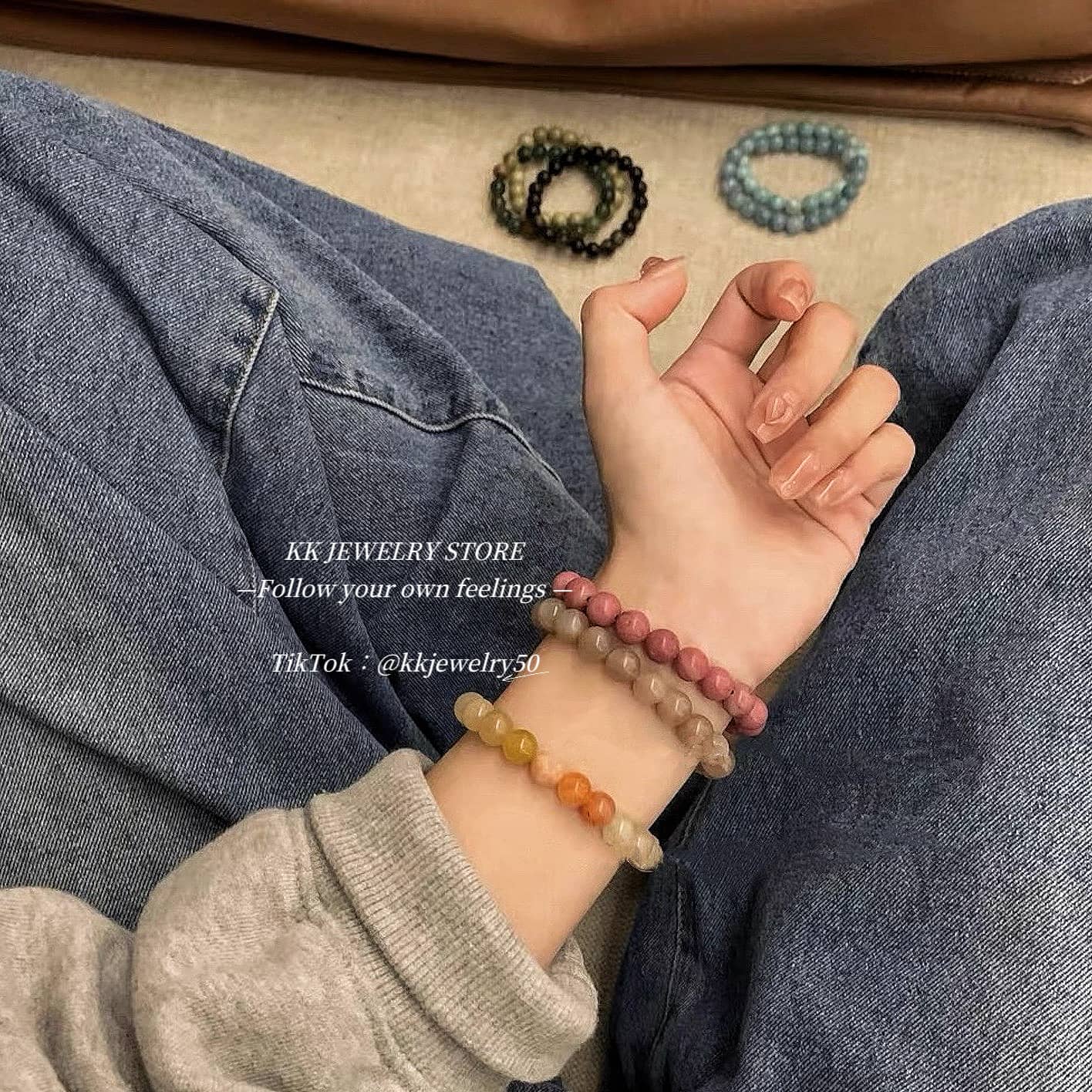 Natural stone colored beaded bracelet.