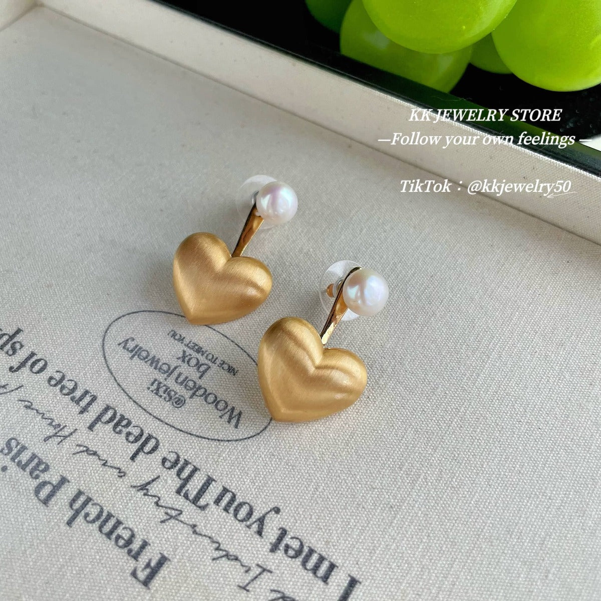 925 Silver Needle Freshwater Pearl Brushed Love Earrings