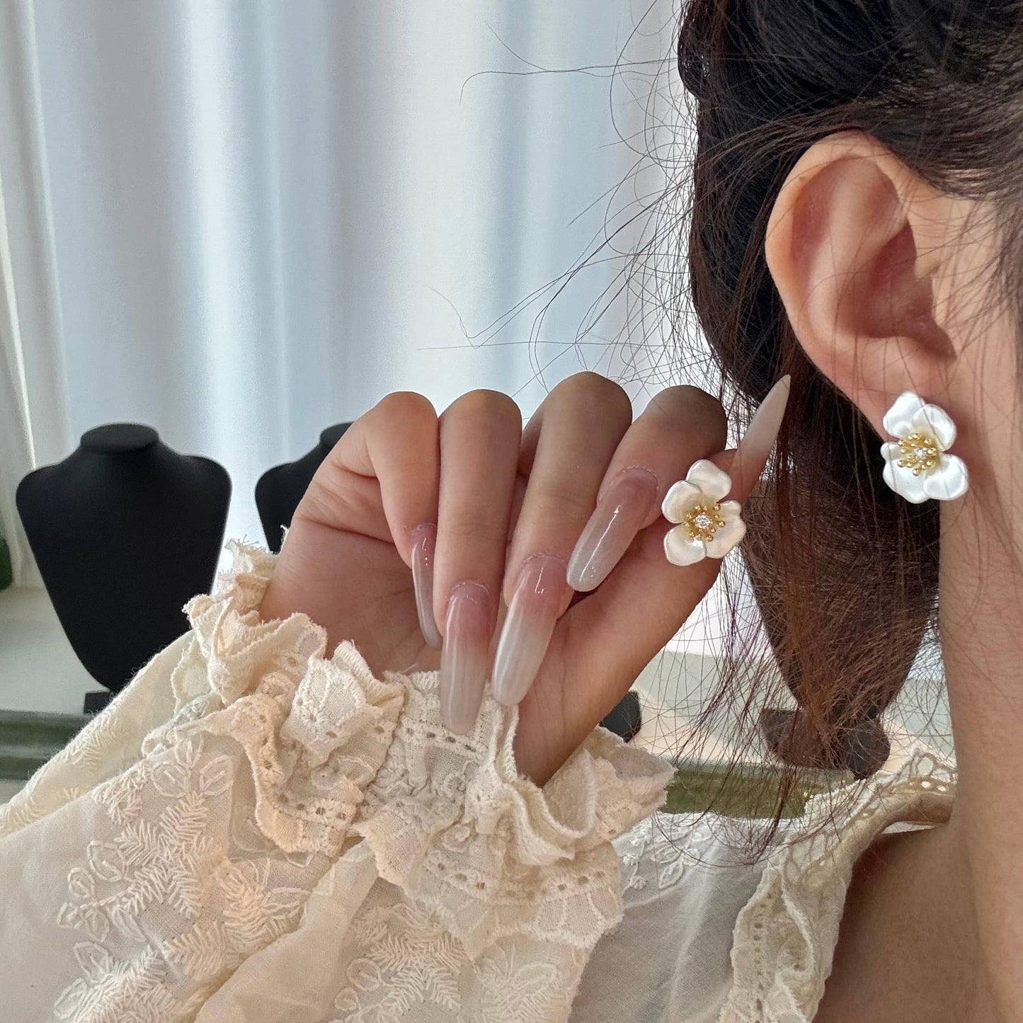 French White Pearlescent Flower Earrings