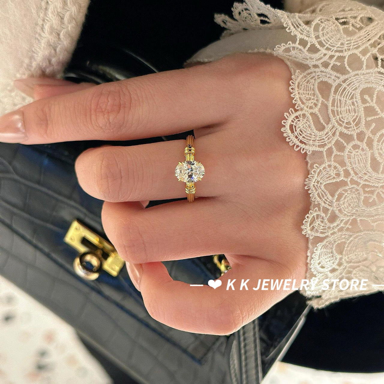 925 Silver Gold-Plated 6×8mm Knotted Solitaire Diamond Ring