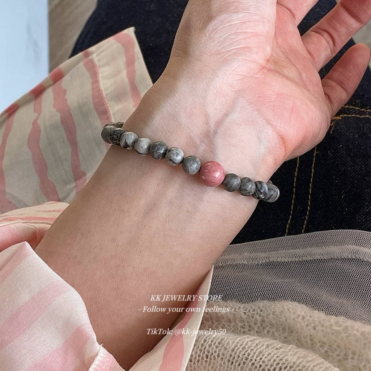 Gray pink natural rosestone map stone bracelet.