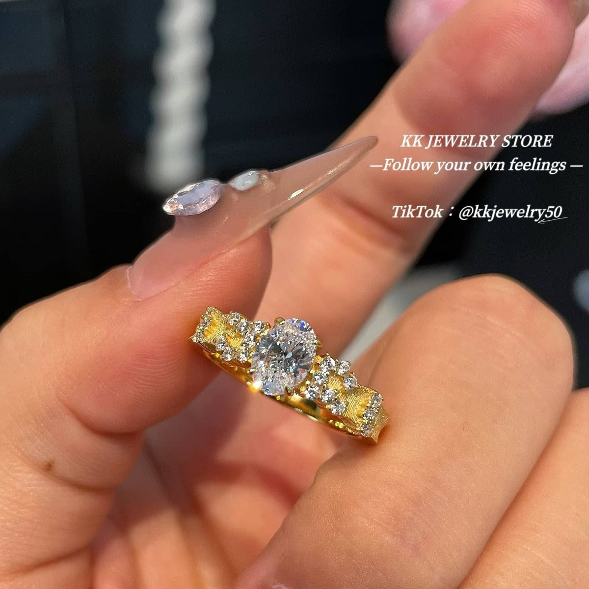 Fingertip Genie~ S925 Silver-plated 5 * 7 Medieval Ring