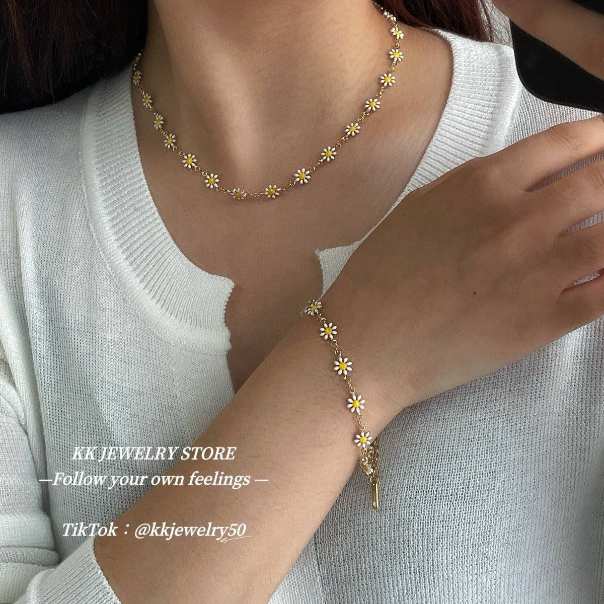 Colored Little Daisies Drop Glaze Flower Bracelet Necklace Set