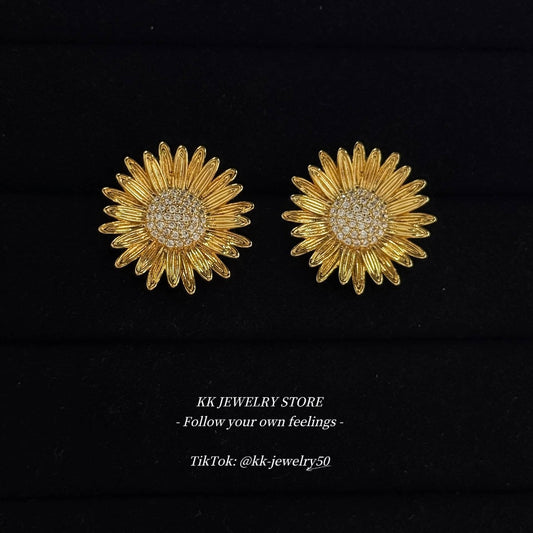 Brass sunflower sunflower diamond earrings