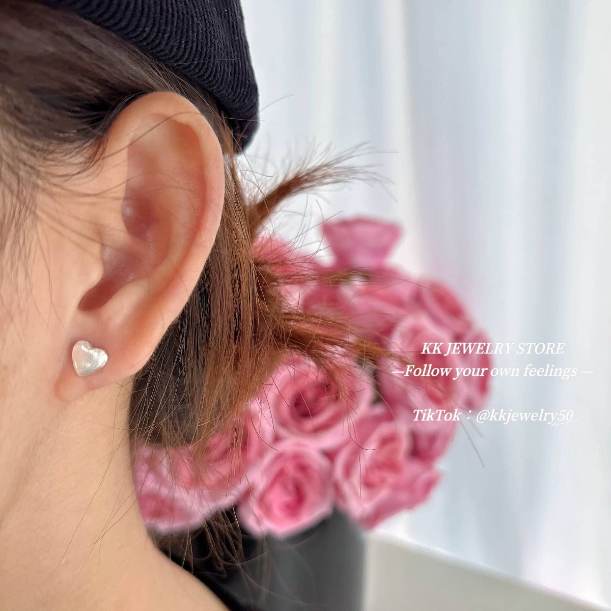 S925 sterling silver brushed matte love stud earrings