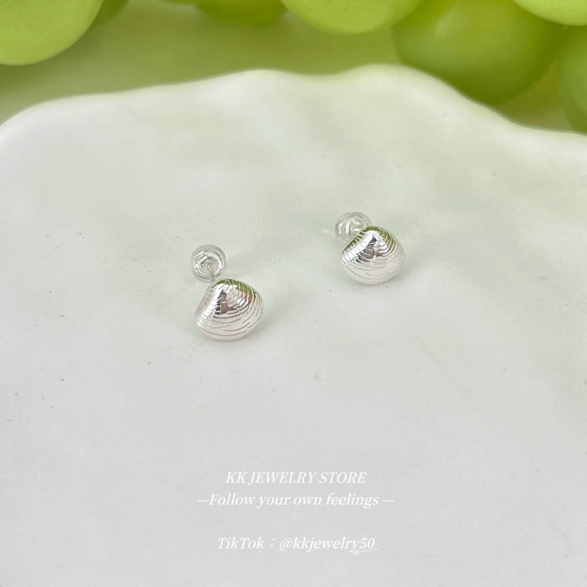 S925 sterling silver shell stud earrings