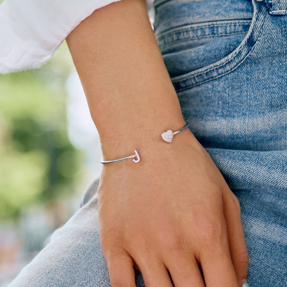 925 sterling silver bracelet with 26 letters of heart symmetrical design