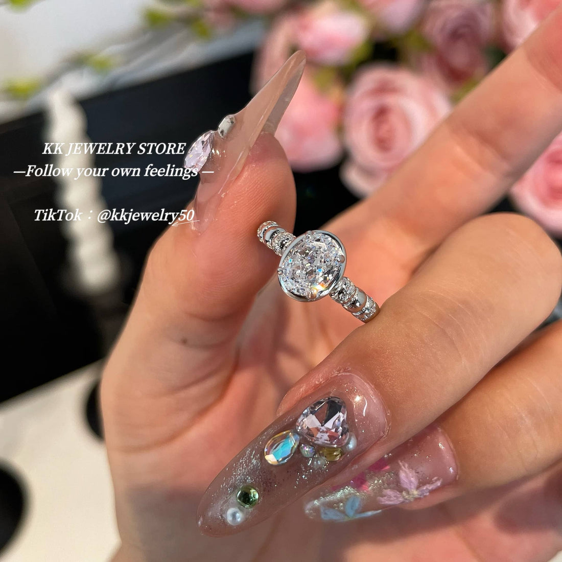 S925 Sterling Silver Oval Bubble Ice Flower Cut Ring