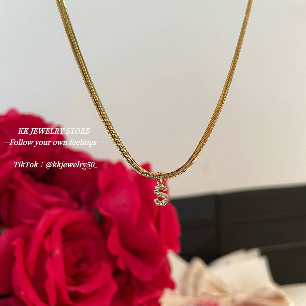 26 small letter snake chain necklaces with diamonds