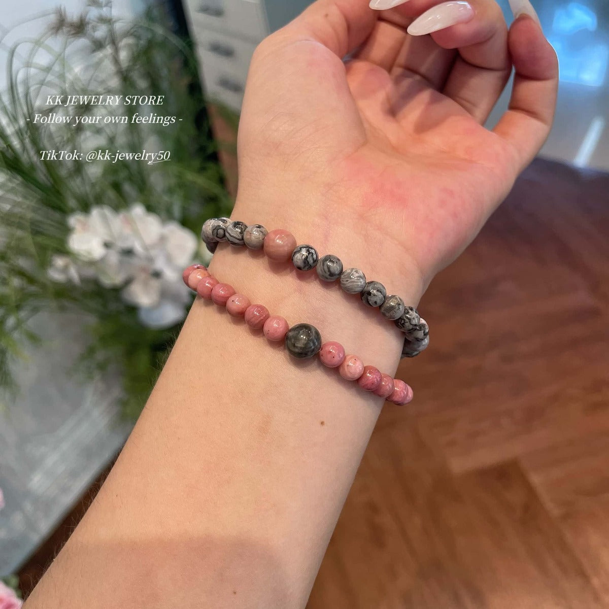 Gray pink natural rosestone map stone bracelet.