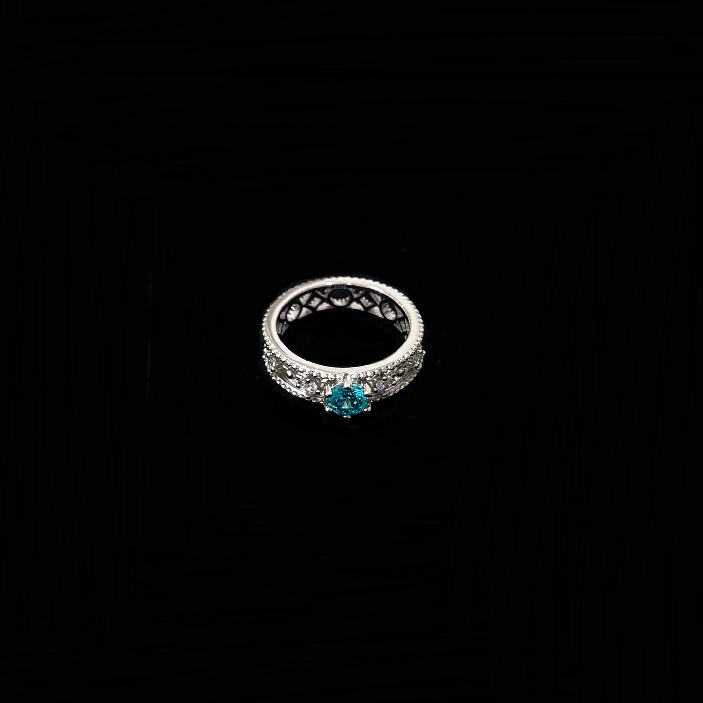 925 silver one carat blue diamond fireworks cut ring