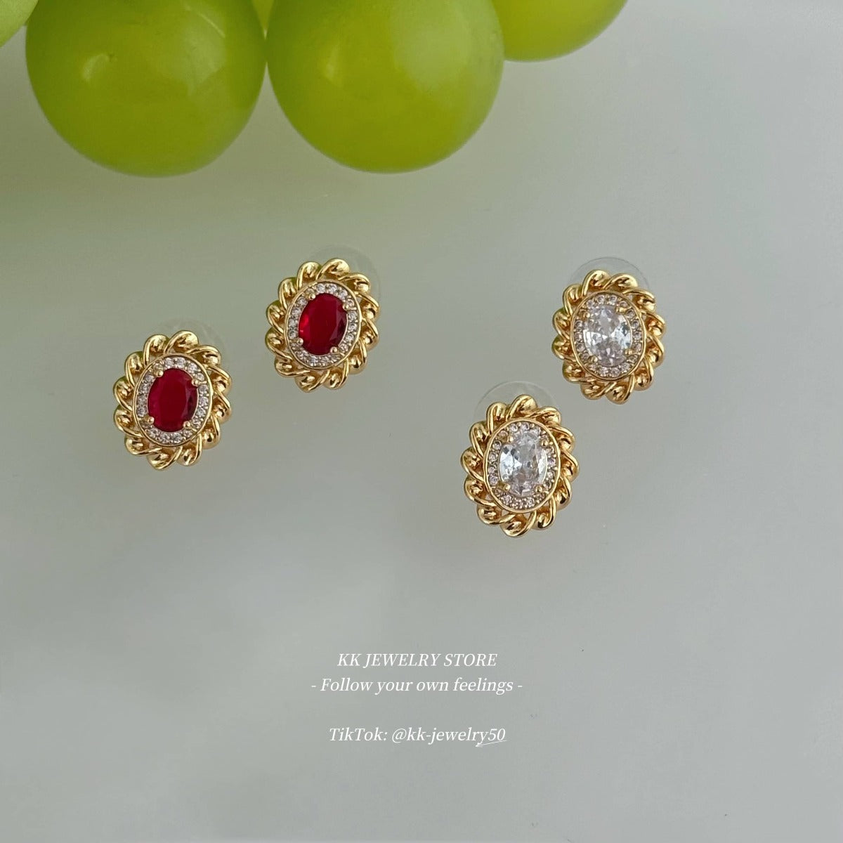 925 Silver Needle Oval Lace Court Stud Earrings