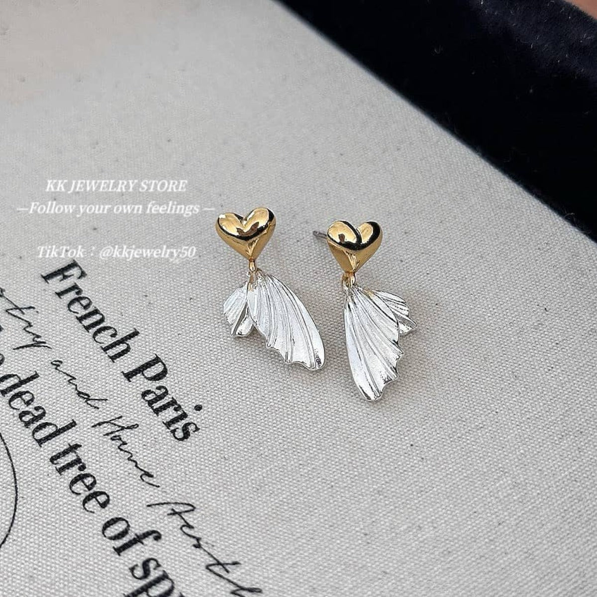 Premium love feather stud earrings