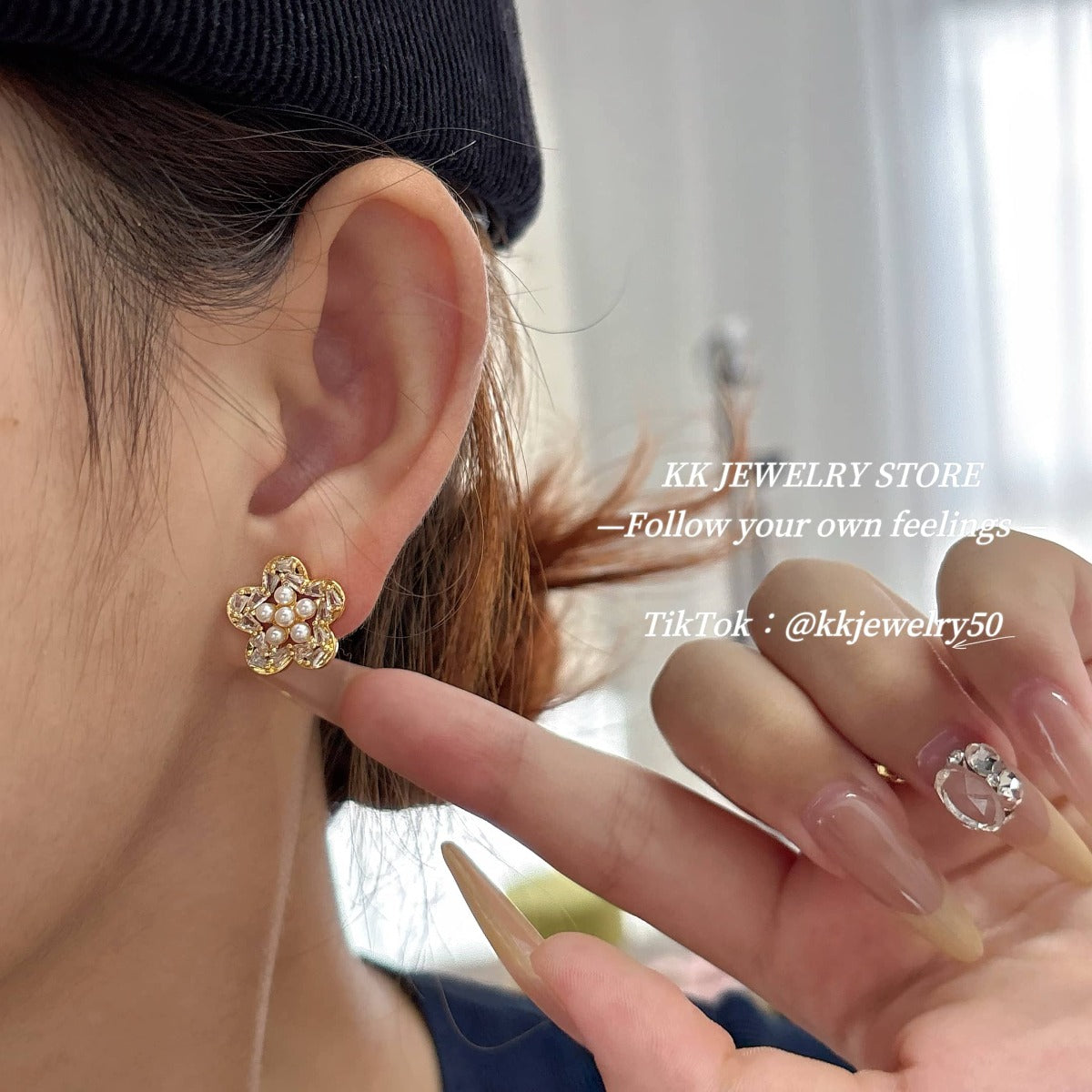 925 Silver Needle Pearl Flower Stud Earrings