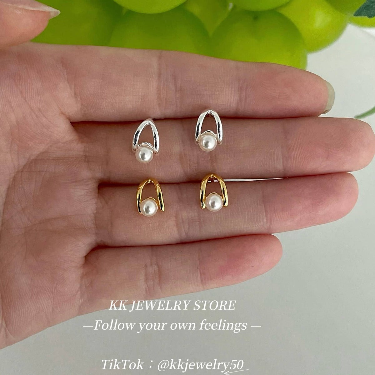 925 sterling silver pearl stud earrings