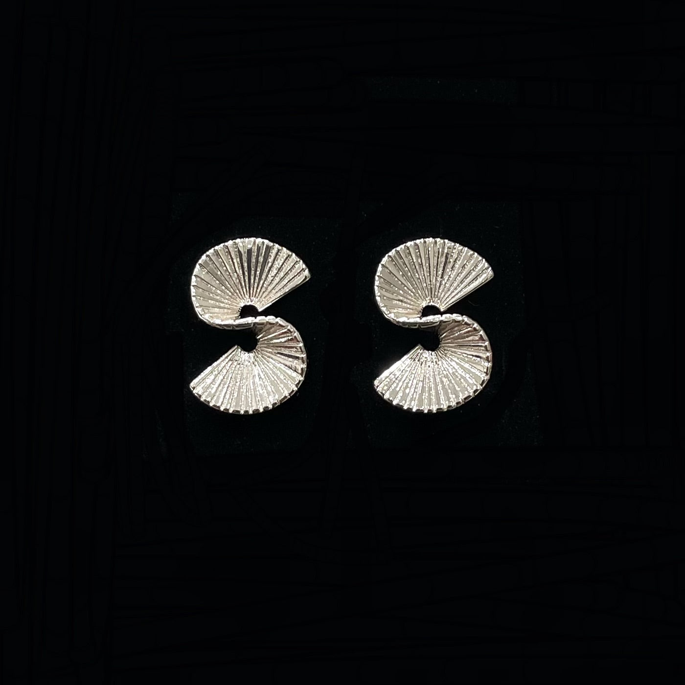 925 silver needle metal fan-shaped minimalist stud earrings