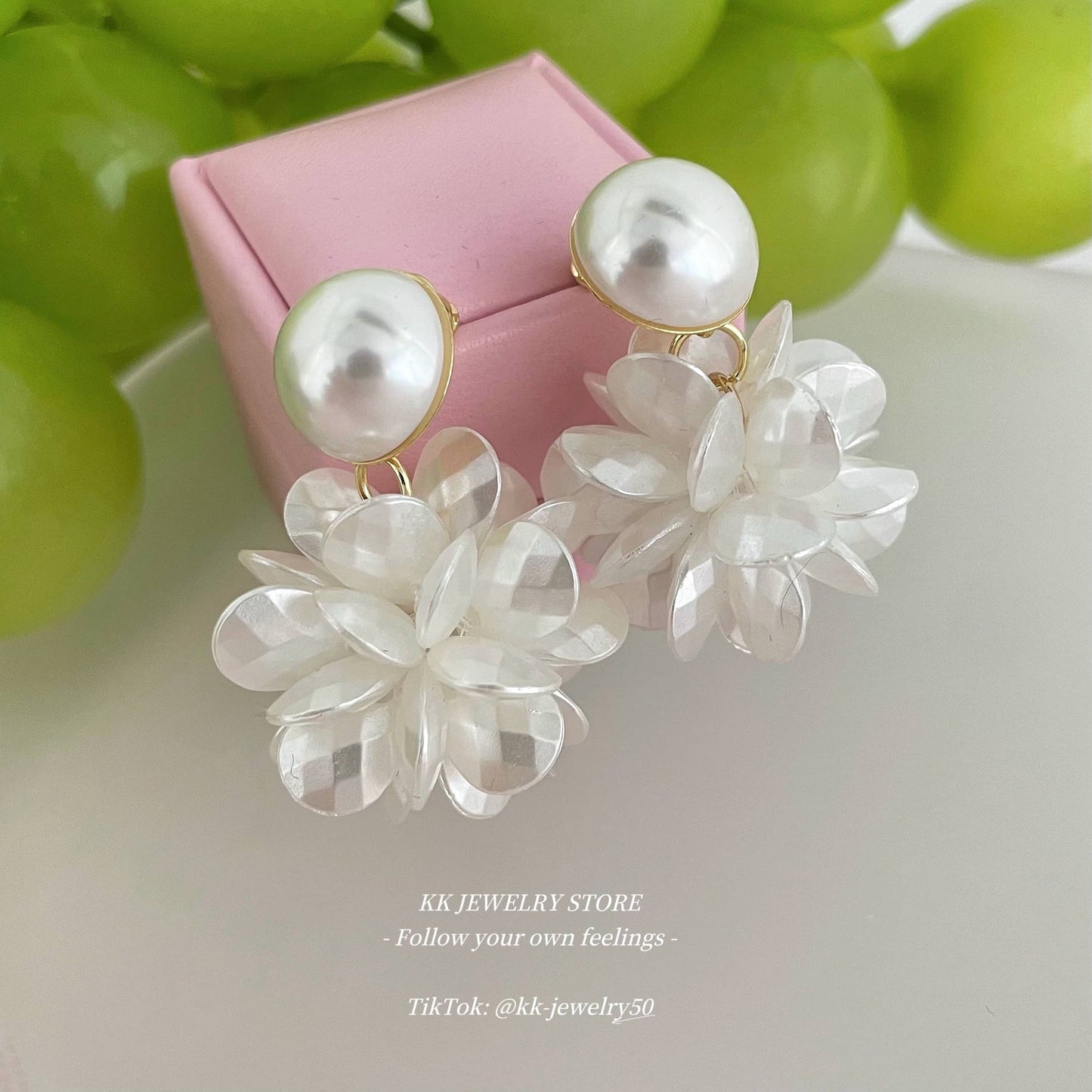 White hydrangea pearl stud earrings