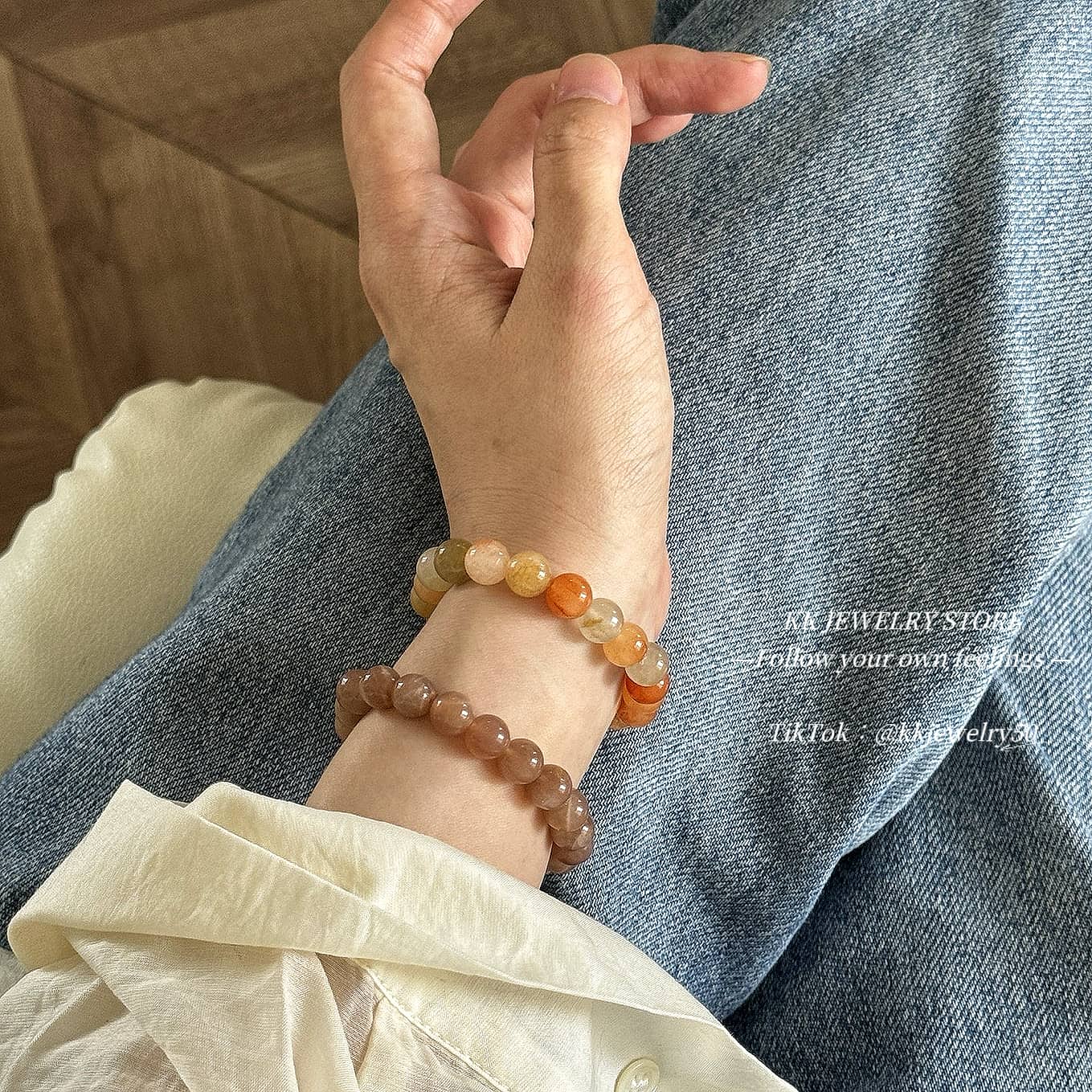 Natural stone colored beaded bracelet.