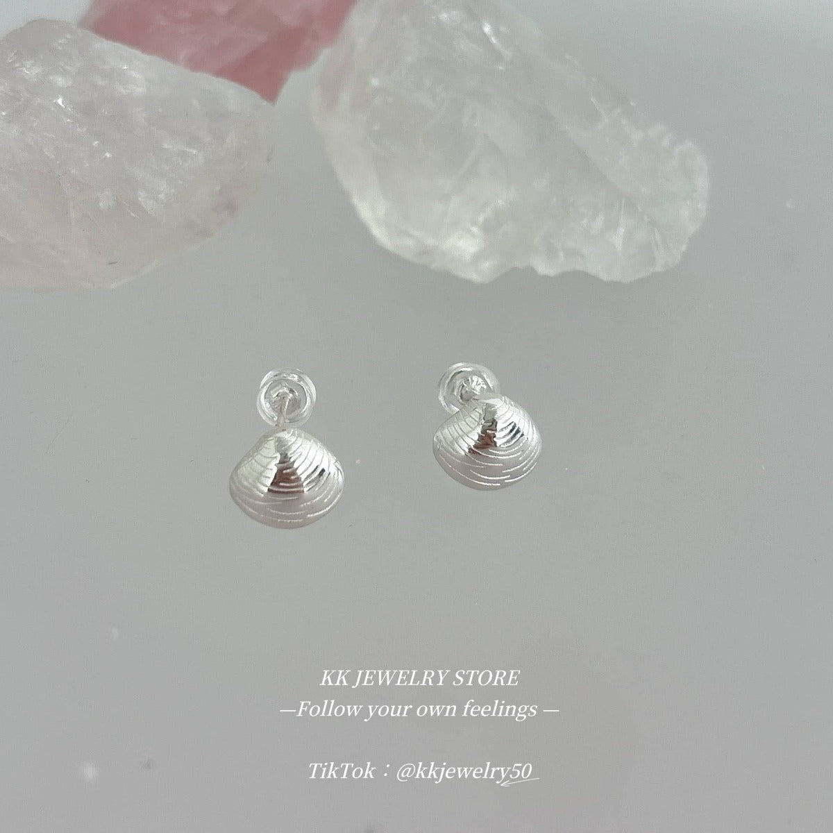 S925 sterling silver shell stud earrings