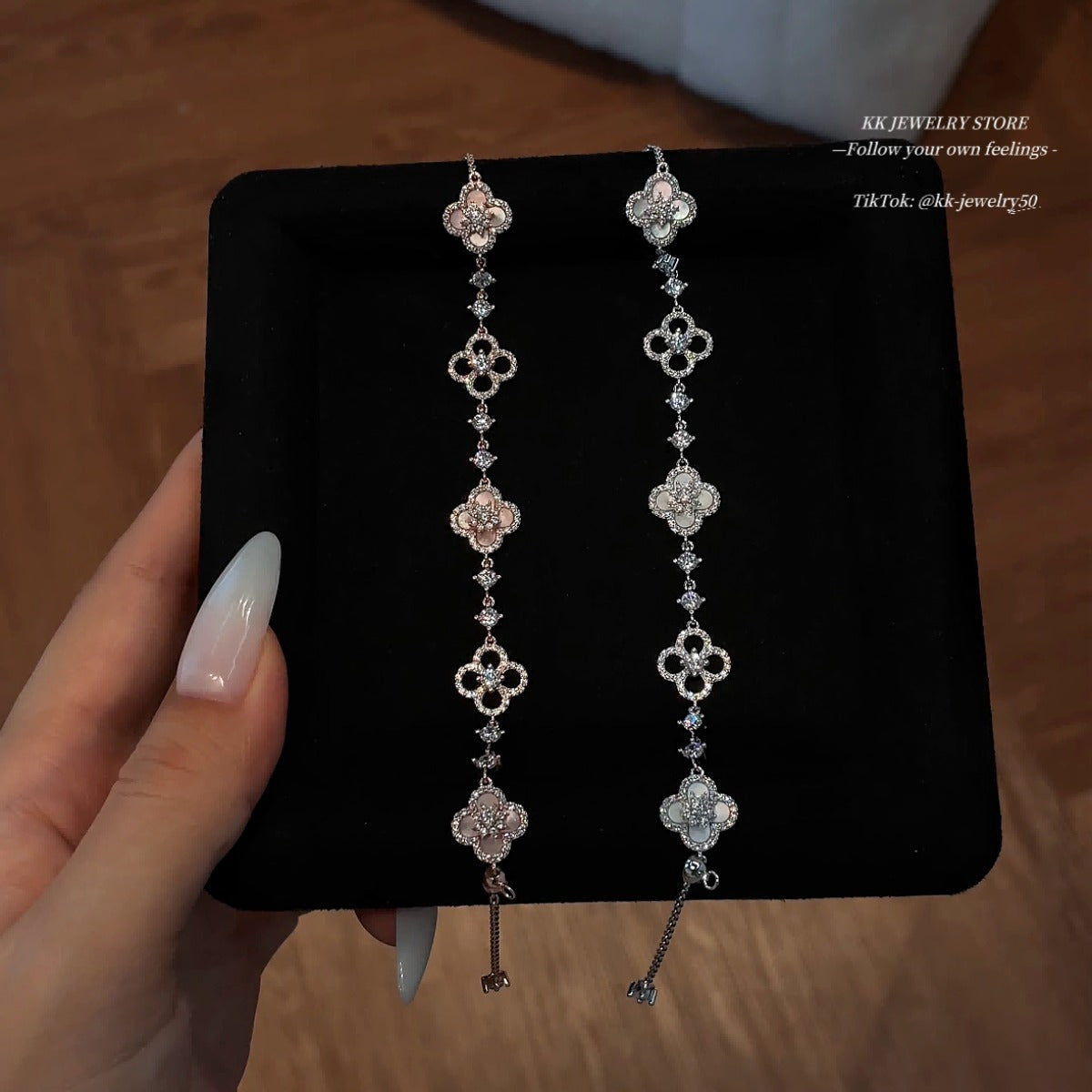 The texture is great! S925 Silver Fritillary Clover Bracelet