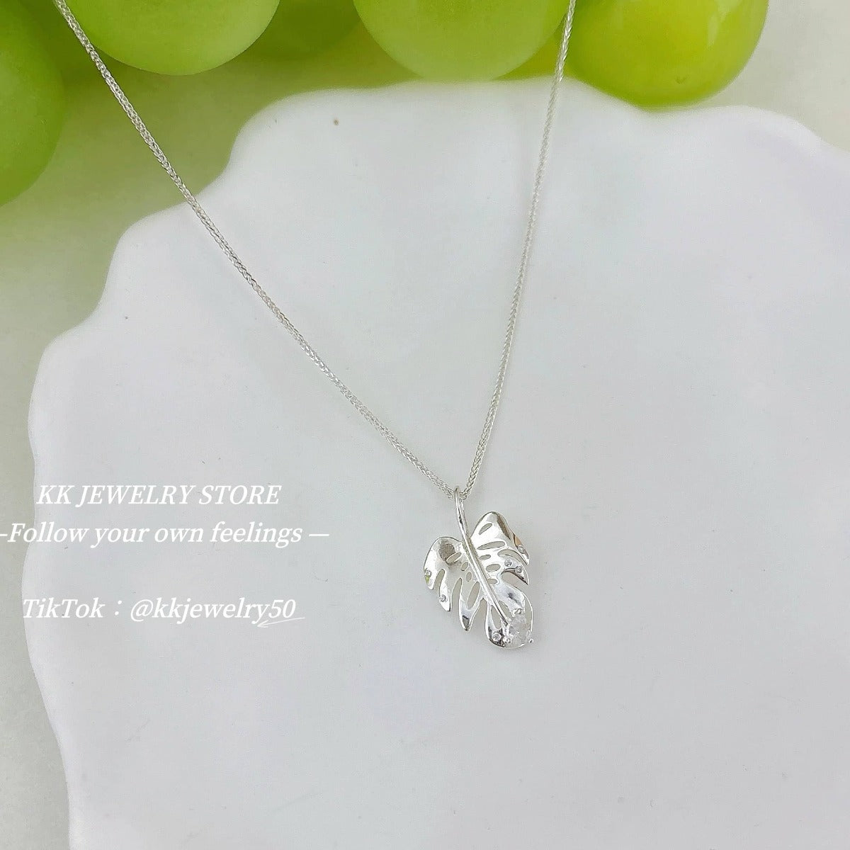 S925 Sterling Silver Gilt Turtle Back Bamboo Leaf Dot Diamond Necklace