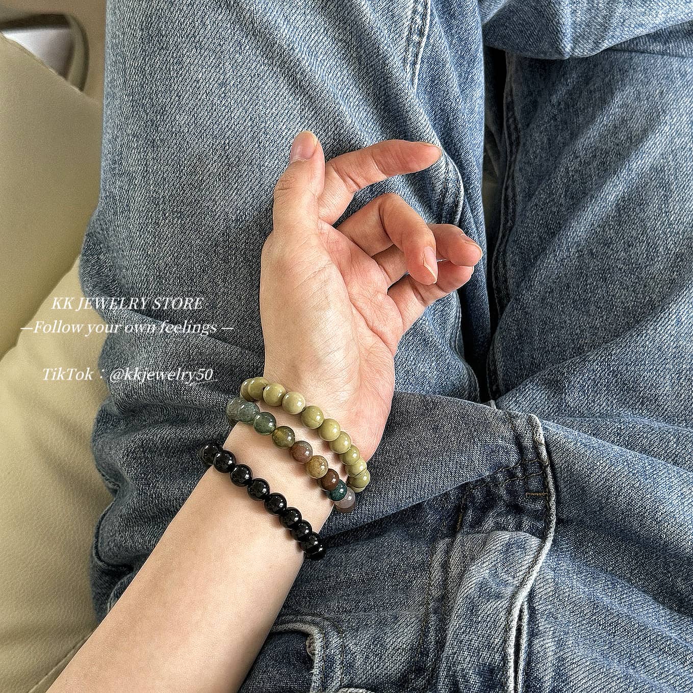 Natural stone colored beaded bracelet.