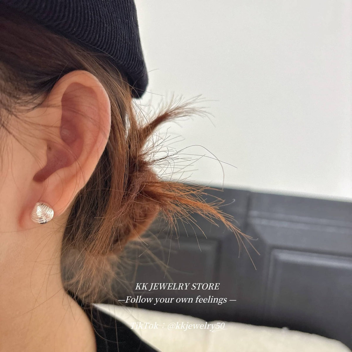 S925 sterling silver shell stud earrings