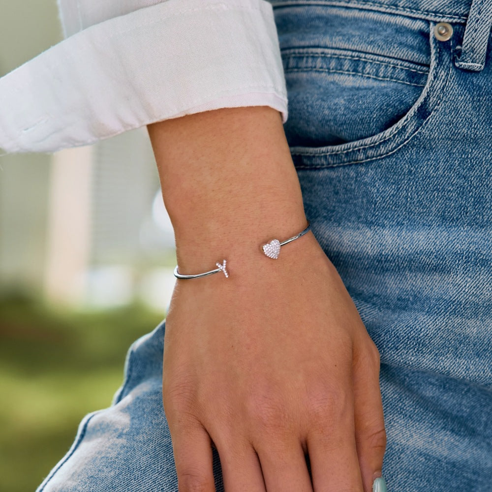 925 sterling silver bracelet with 26 letters of heart symmetrical design