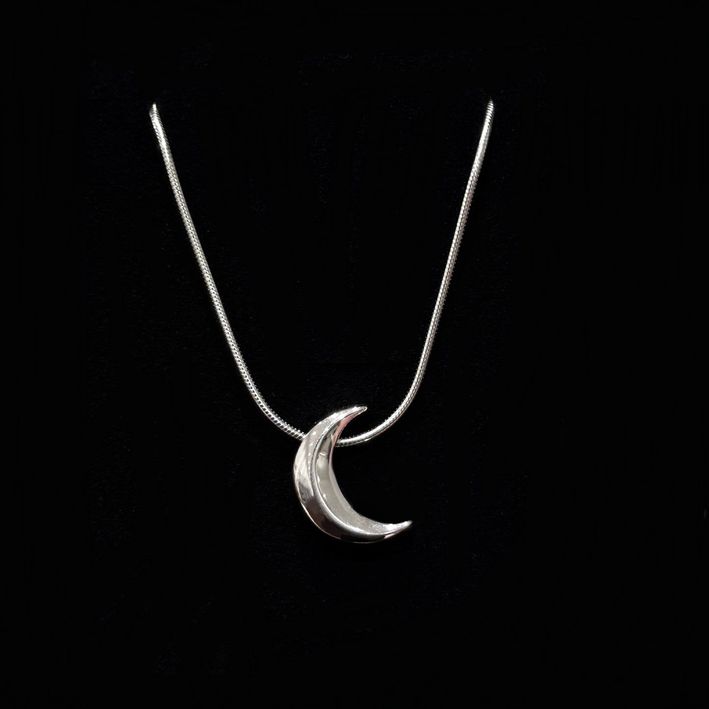 925 Silver Solid Moon Necklace