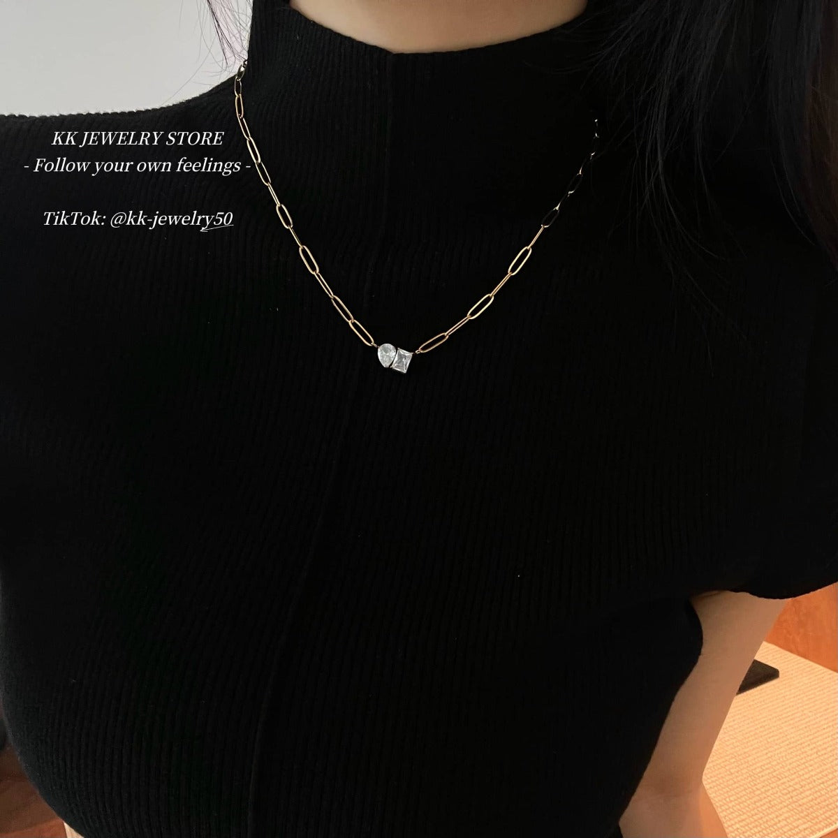 18k gold-plated titanium steel pear-shaped square zircon necklace