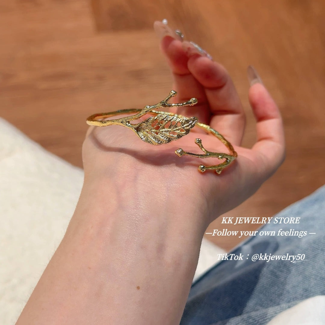 Leaf branch opening bracelet