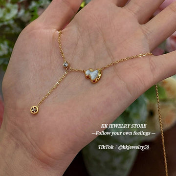 Fritillary gourd necklace