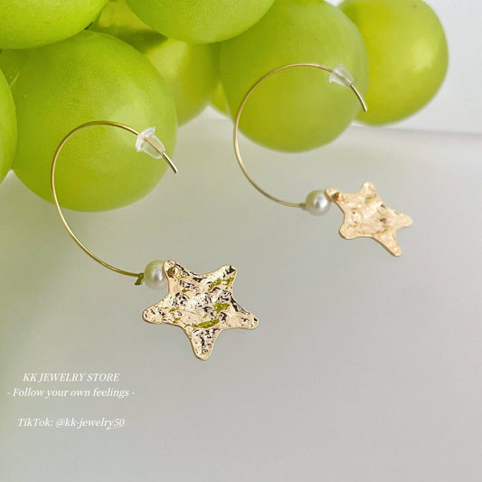 Pentagonal star pearl earrings