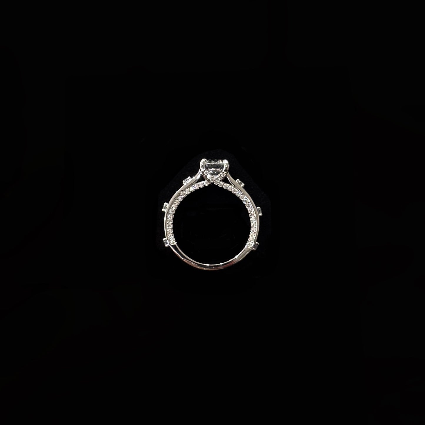 925 silver design strong four-prong round diamond ring