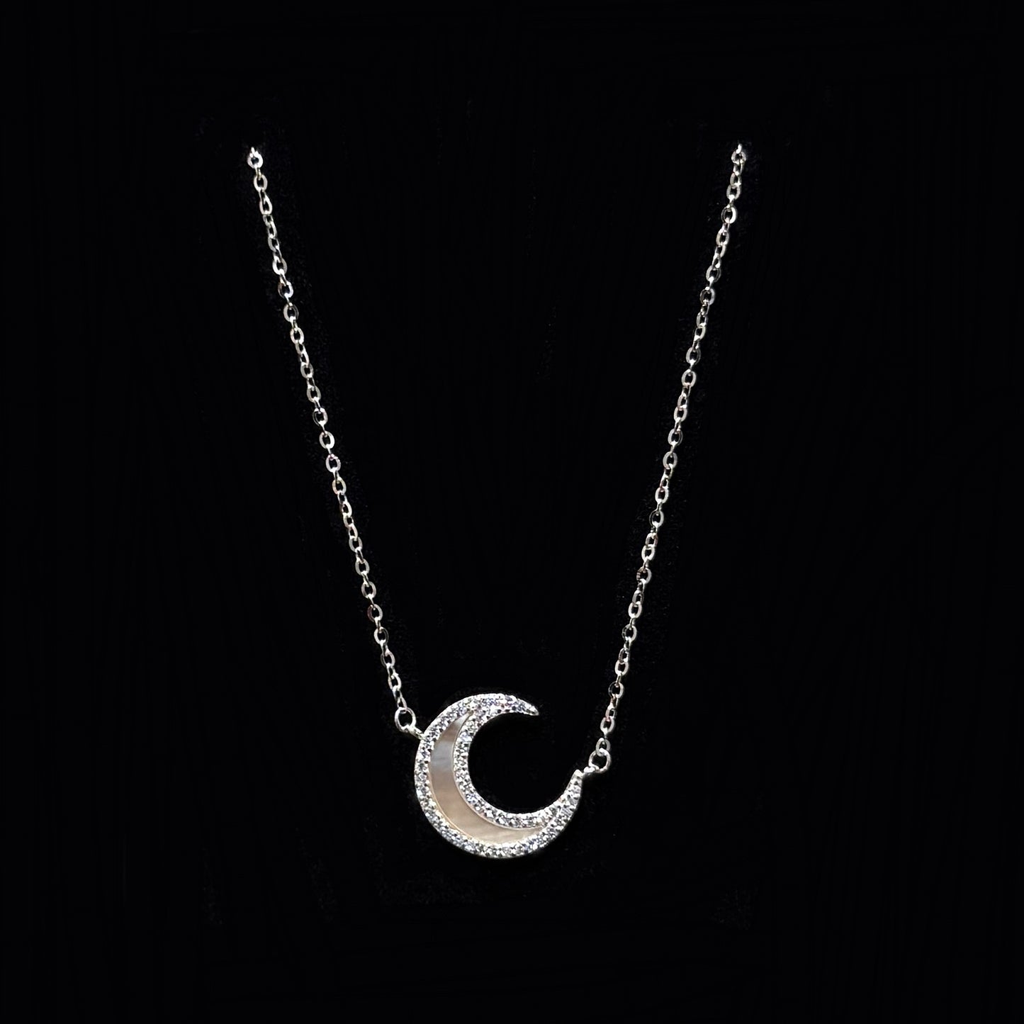 All-over 925 silver natural white mother-of-pearl moon necklace