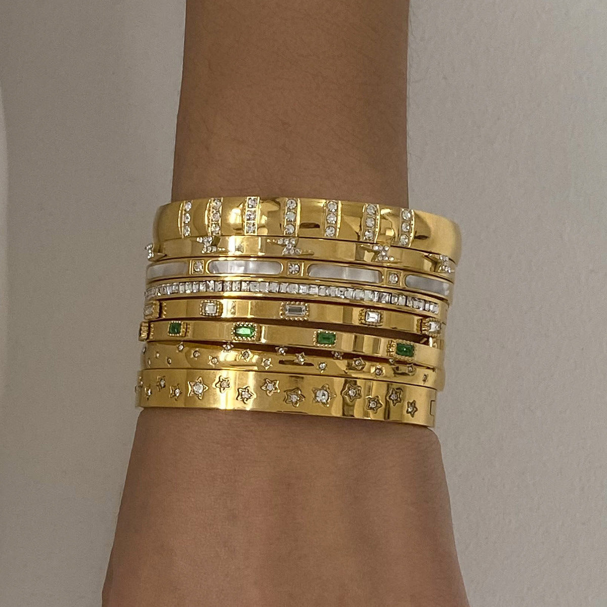 Stainless steel zircon buckle bracelet
