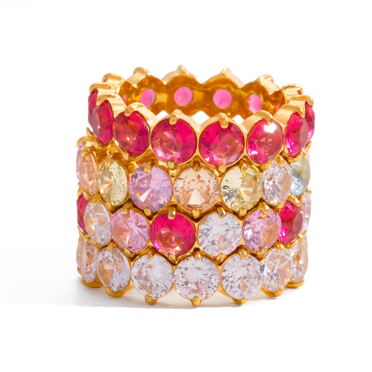 Titanium steel zircon ring does not fade.