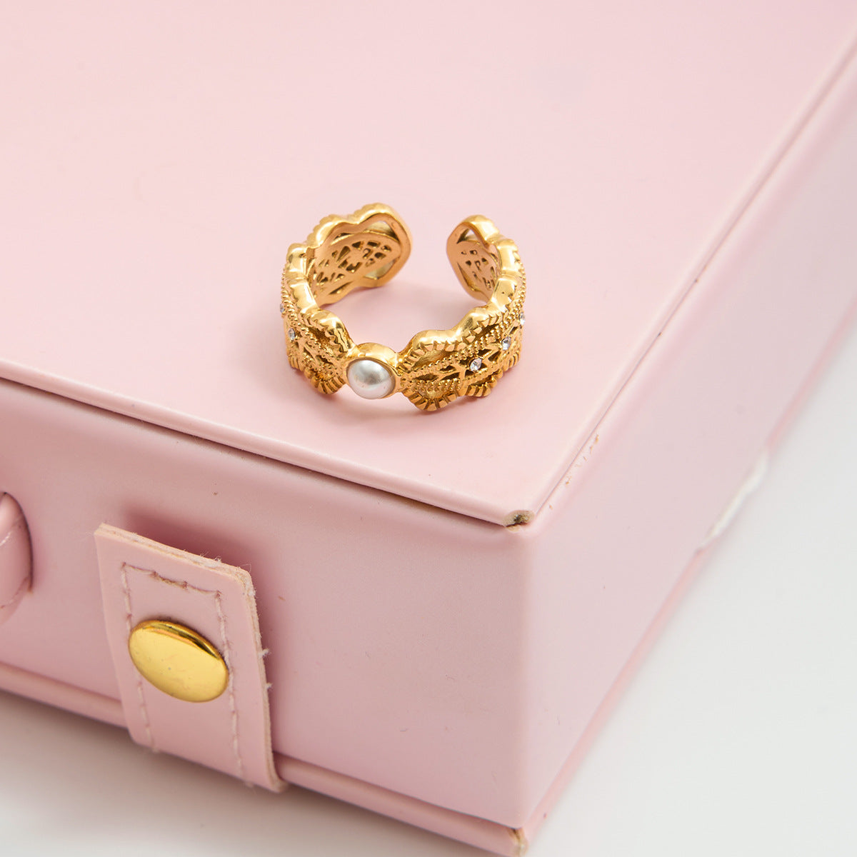 Lace Hollow Gold Stainless Steel Ring