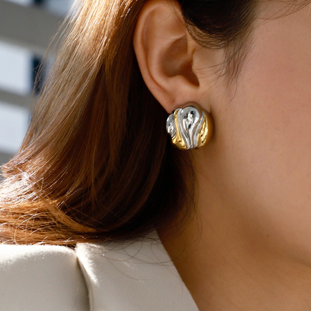 Titanium steel non-fading stud earrings