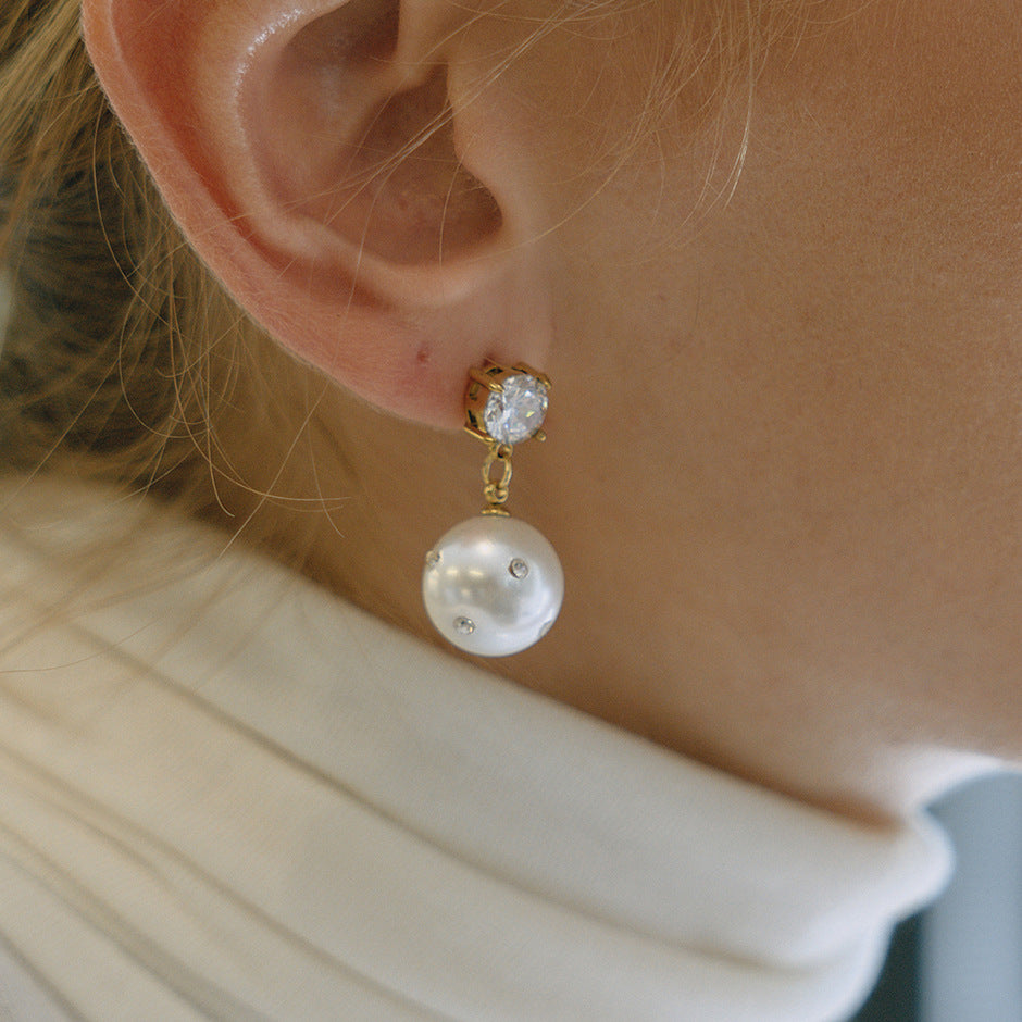 Titanium steel imitation pearl diamond stud earrings do not fade