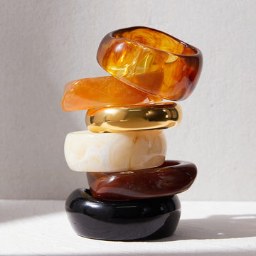 Irregular wide-sided resin bracelet