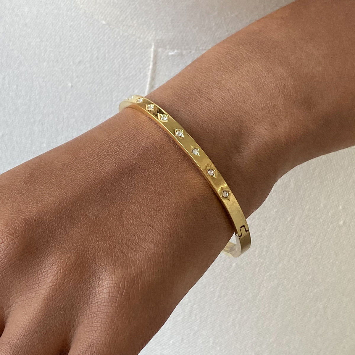 Stainless steel rhinestone buckle bracelet