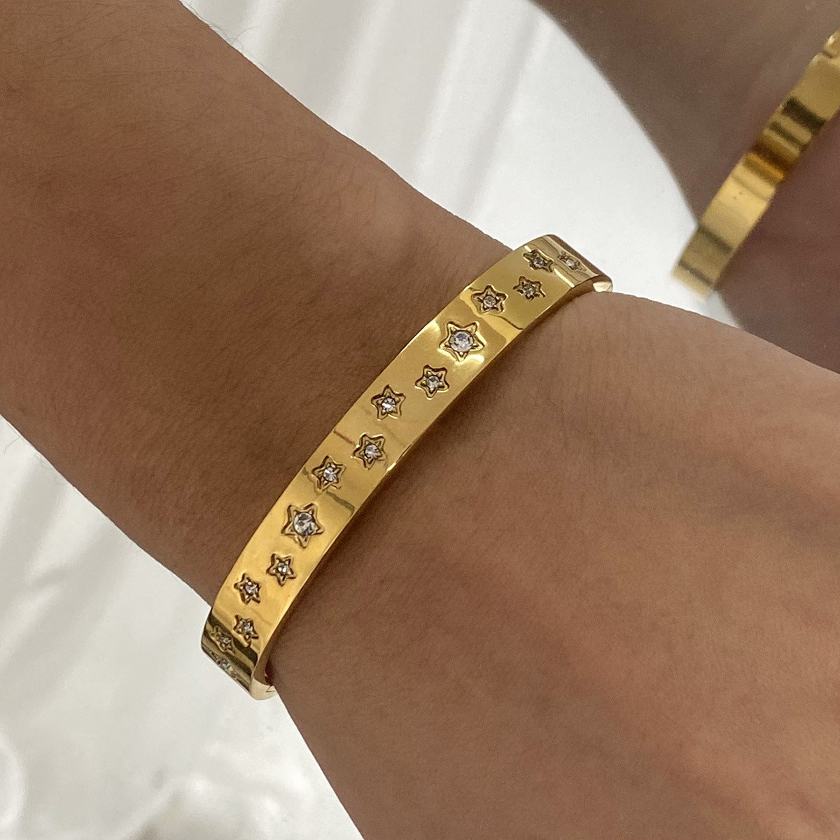 Stainless steel rhinestone buckle bracelet
