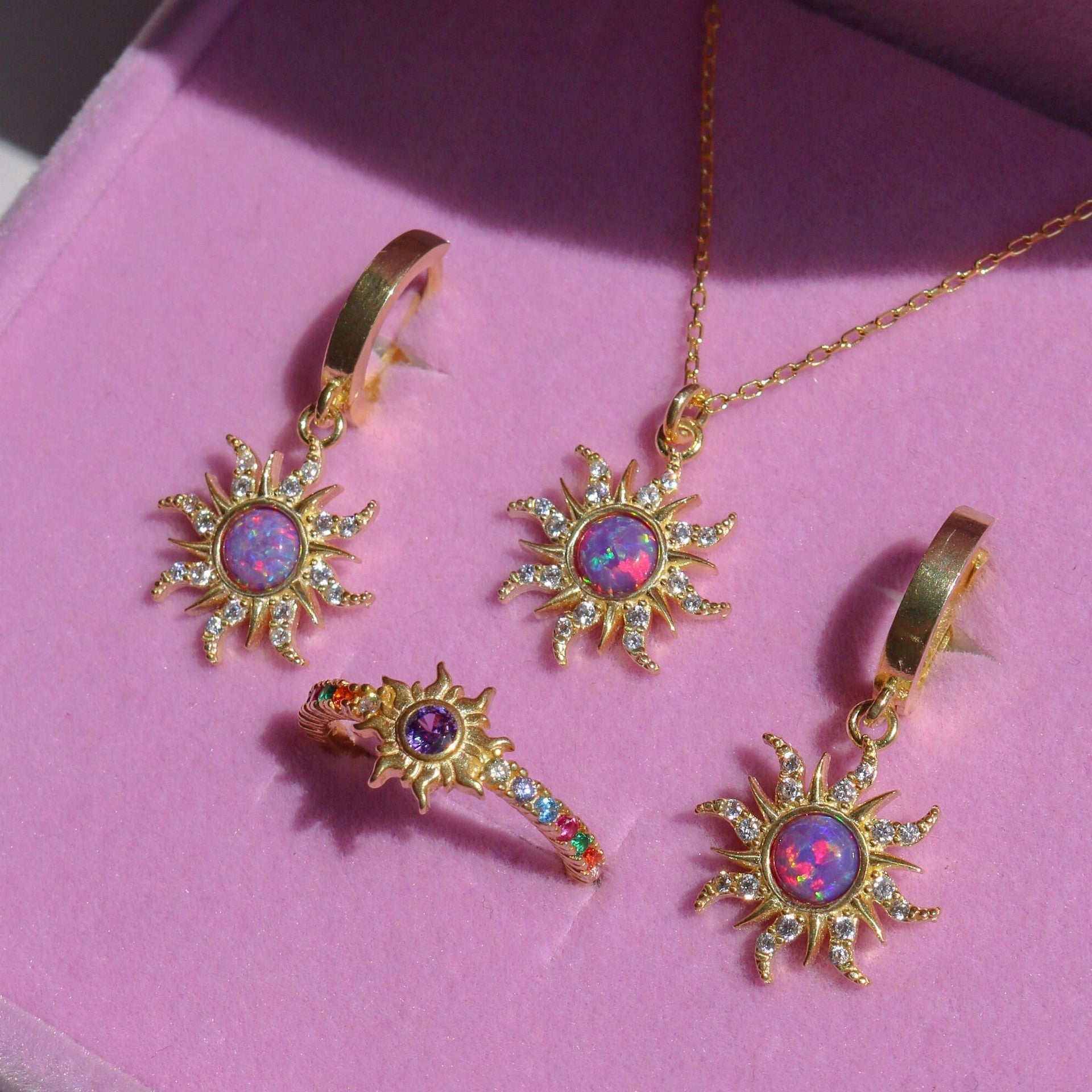 Barbie Opal Opal Pendant Necklace