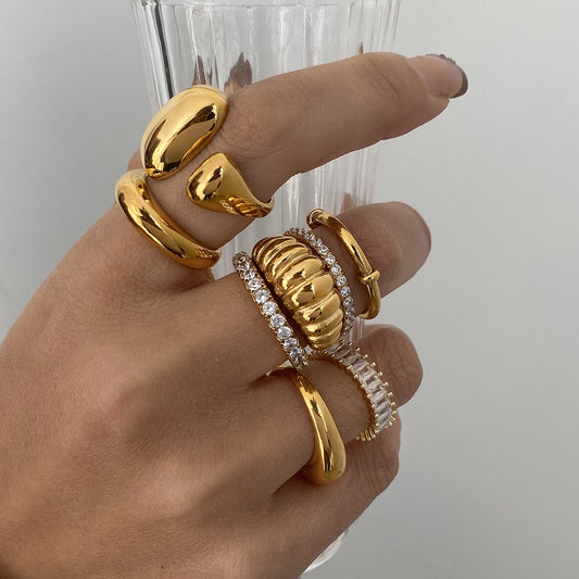 Zircon titanium steel ring