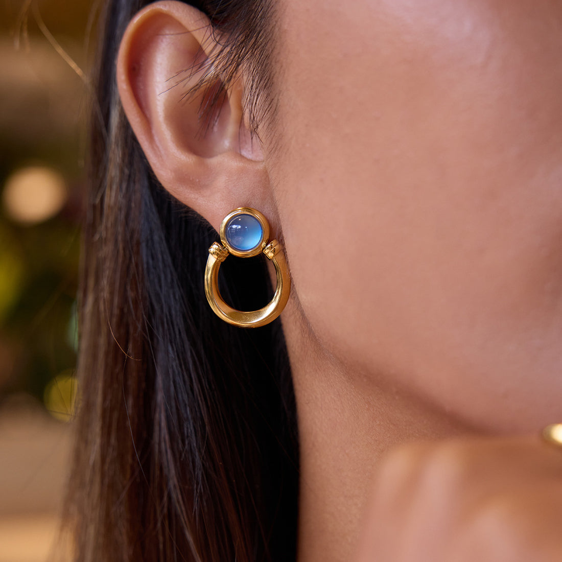 Stainless steel blue resin earrings