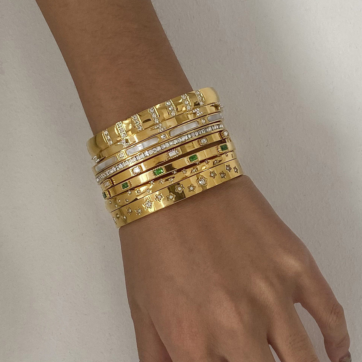 Stainless steel zircon buckle bracelet